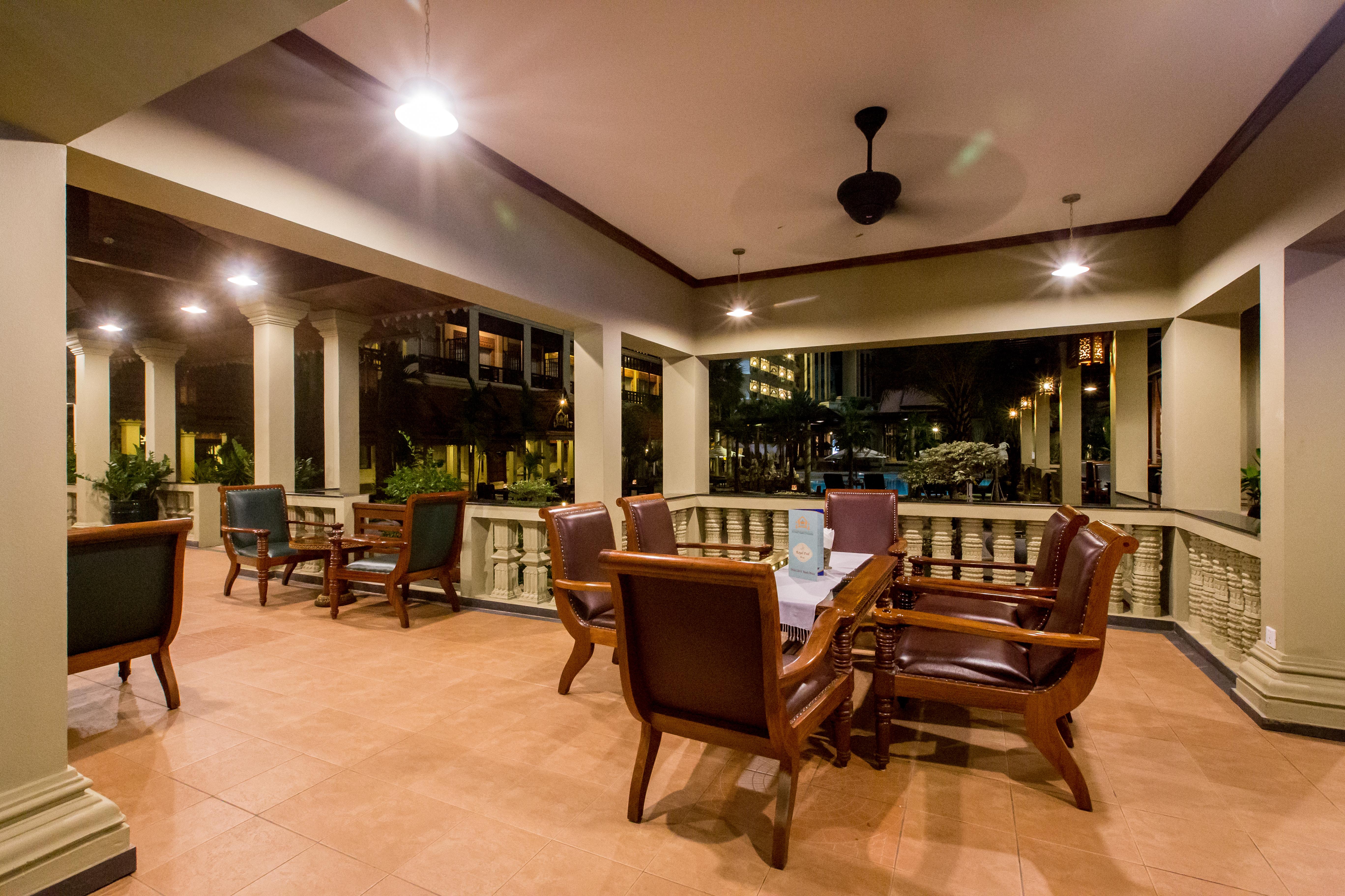 Empress Angkor & Khách sạn 5*