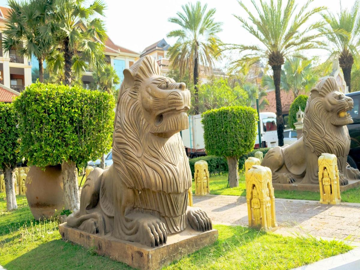 Empress Angkor & 5*