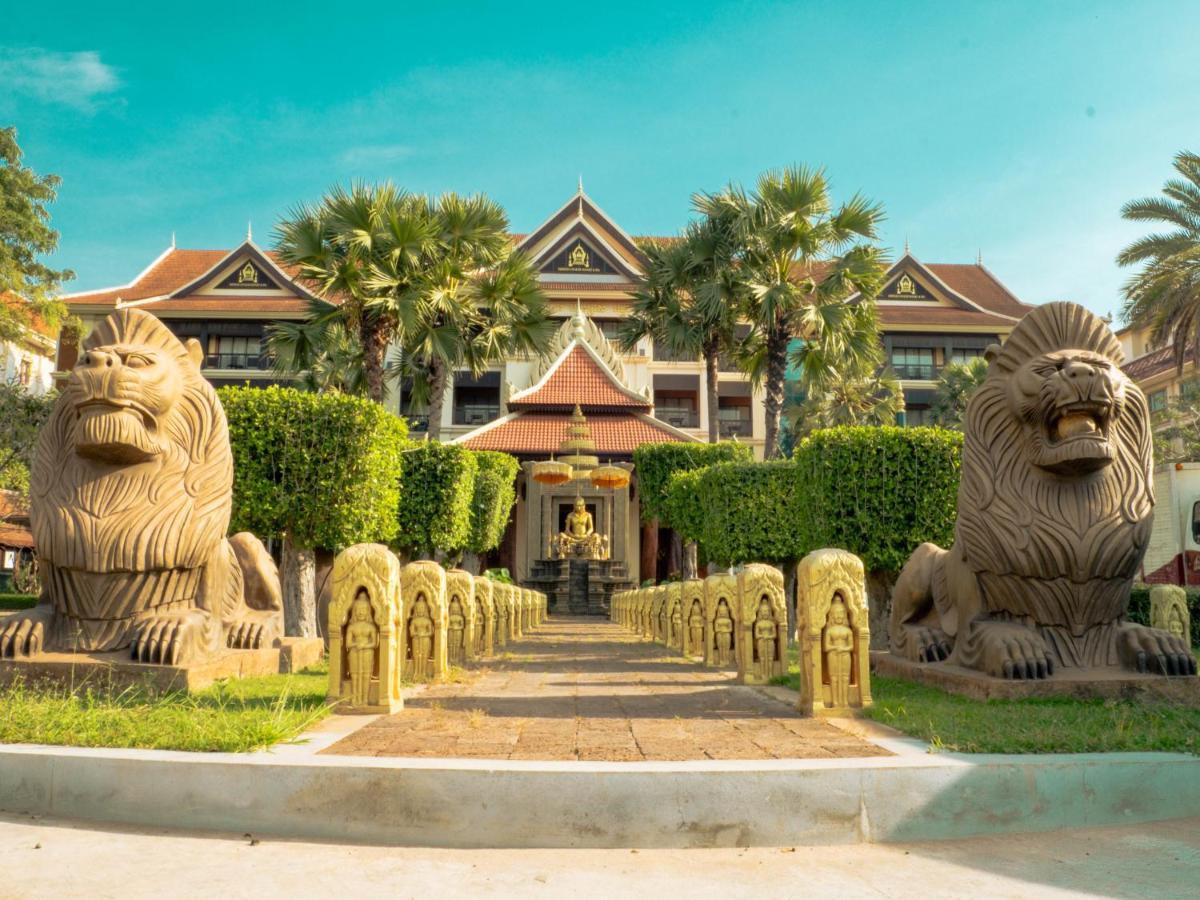 Hotel Empress Angkor &