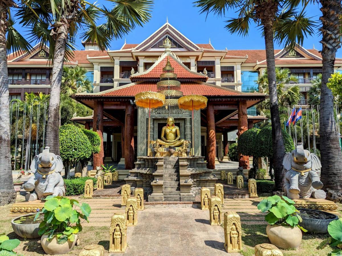 Empress Angkor & 5* Siem Reap