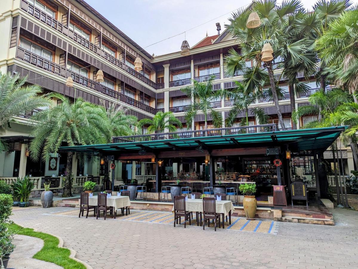Empress Angkor & 5* Siem Reap