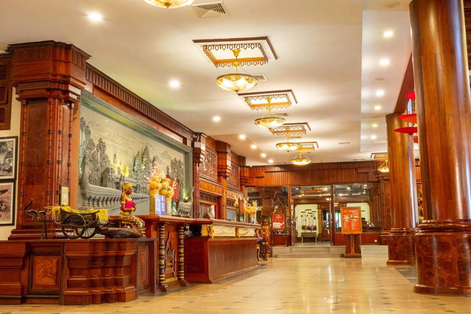 Empress Angkor & 5* Siem Reap