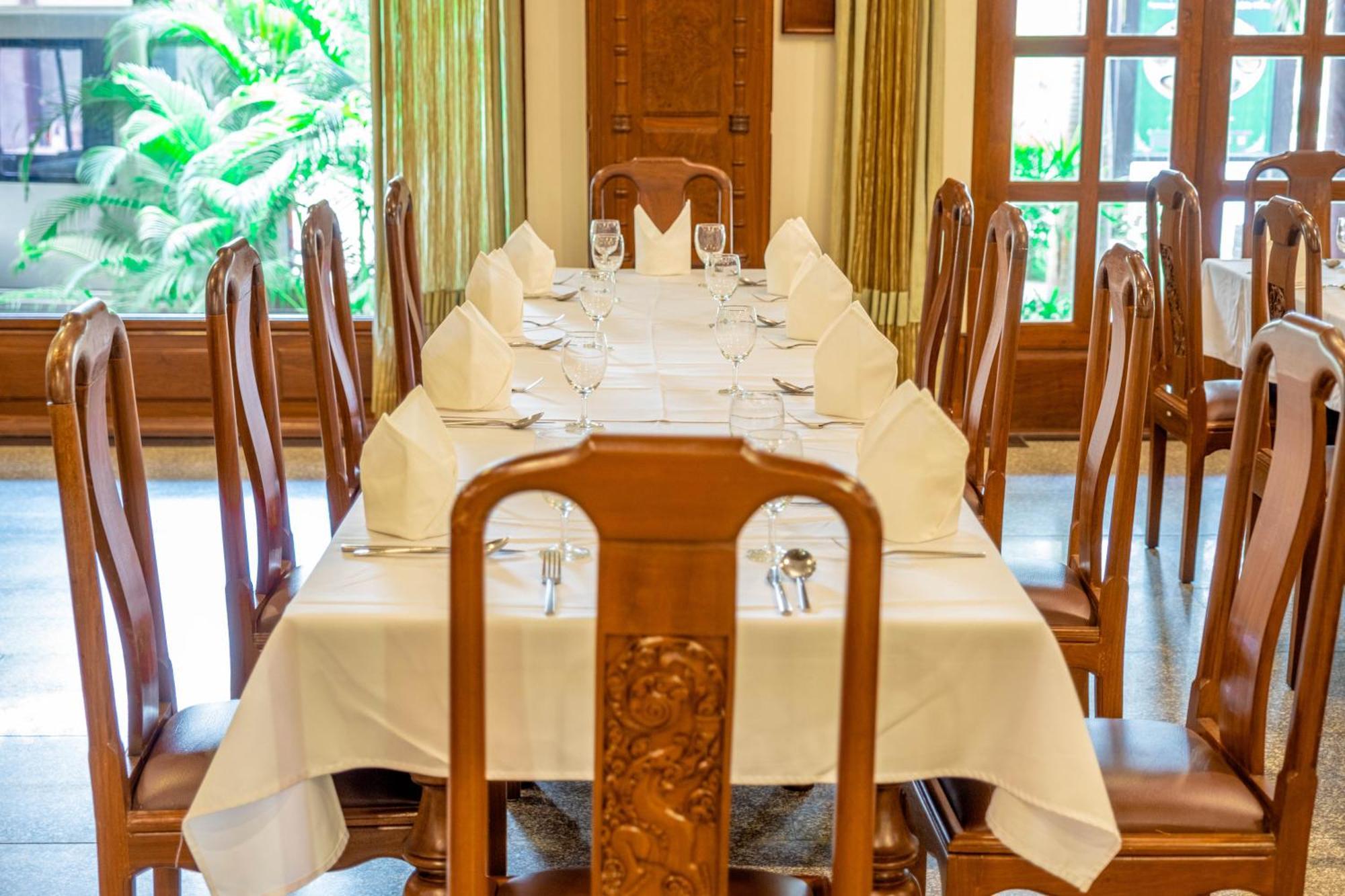 Empress Angkor & Siem Reap