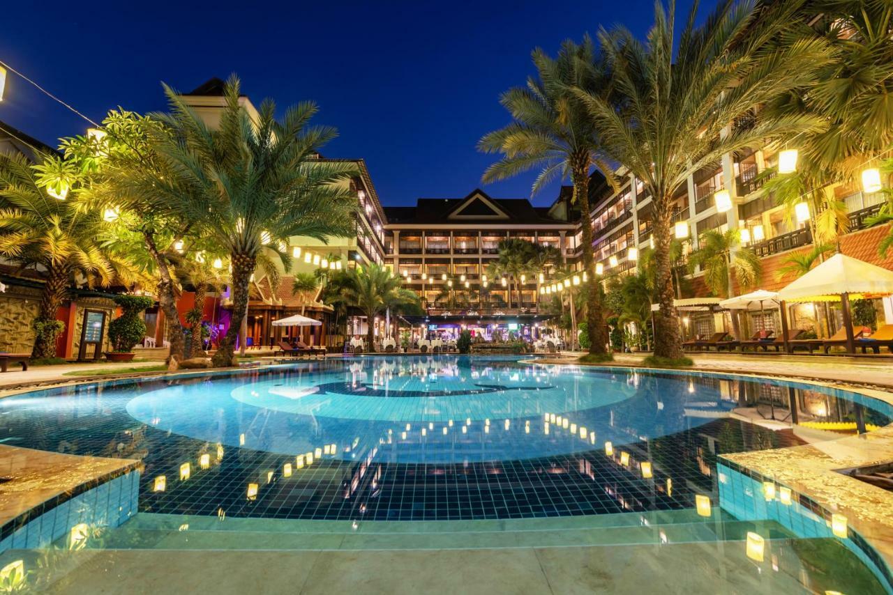 Hotel Empress Angkor &