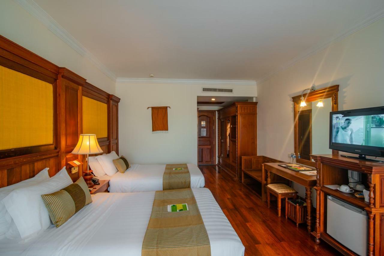 Empress Angkor & 5* Siem Reap