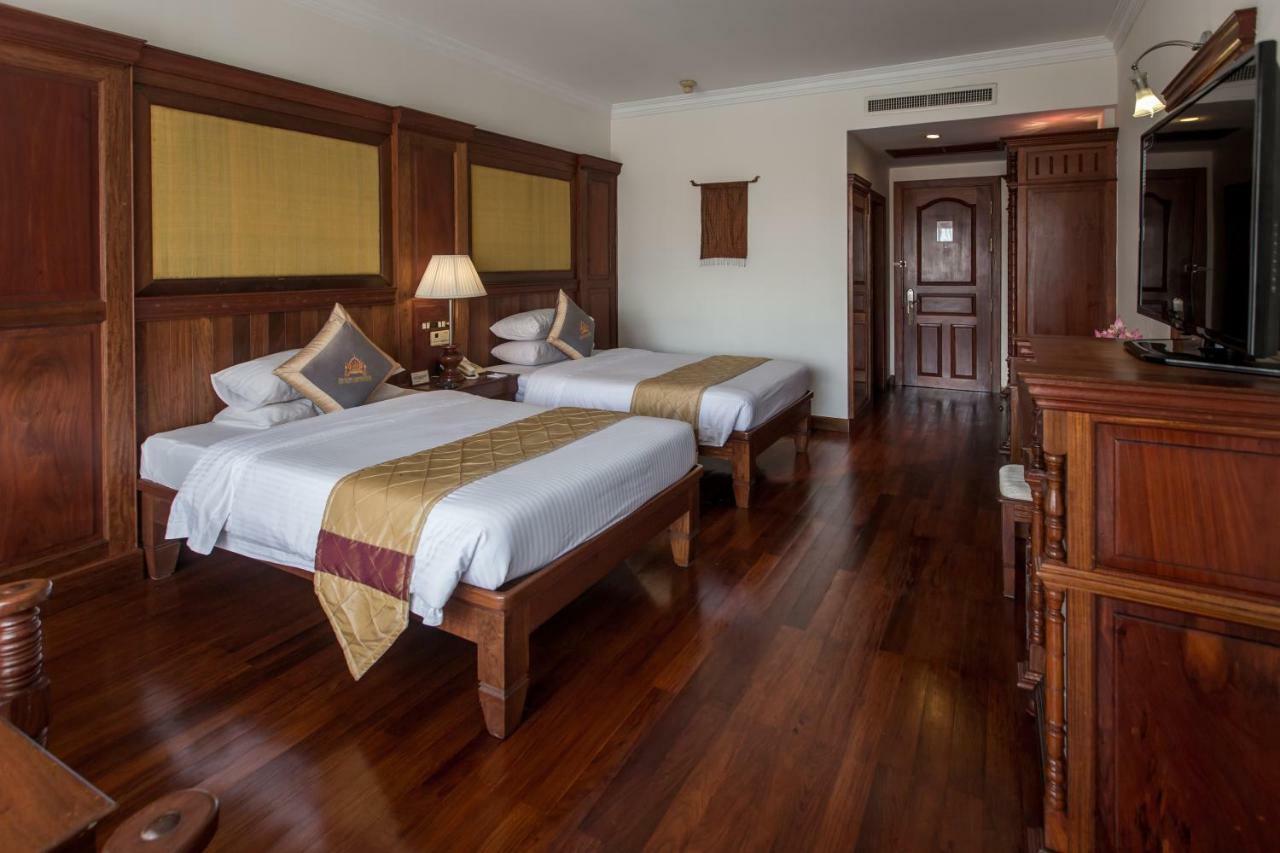 Hotel Empress Angkor & 5*